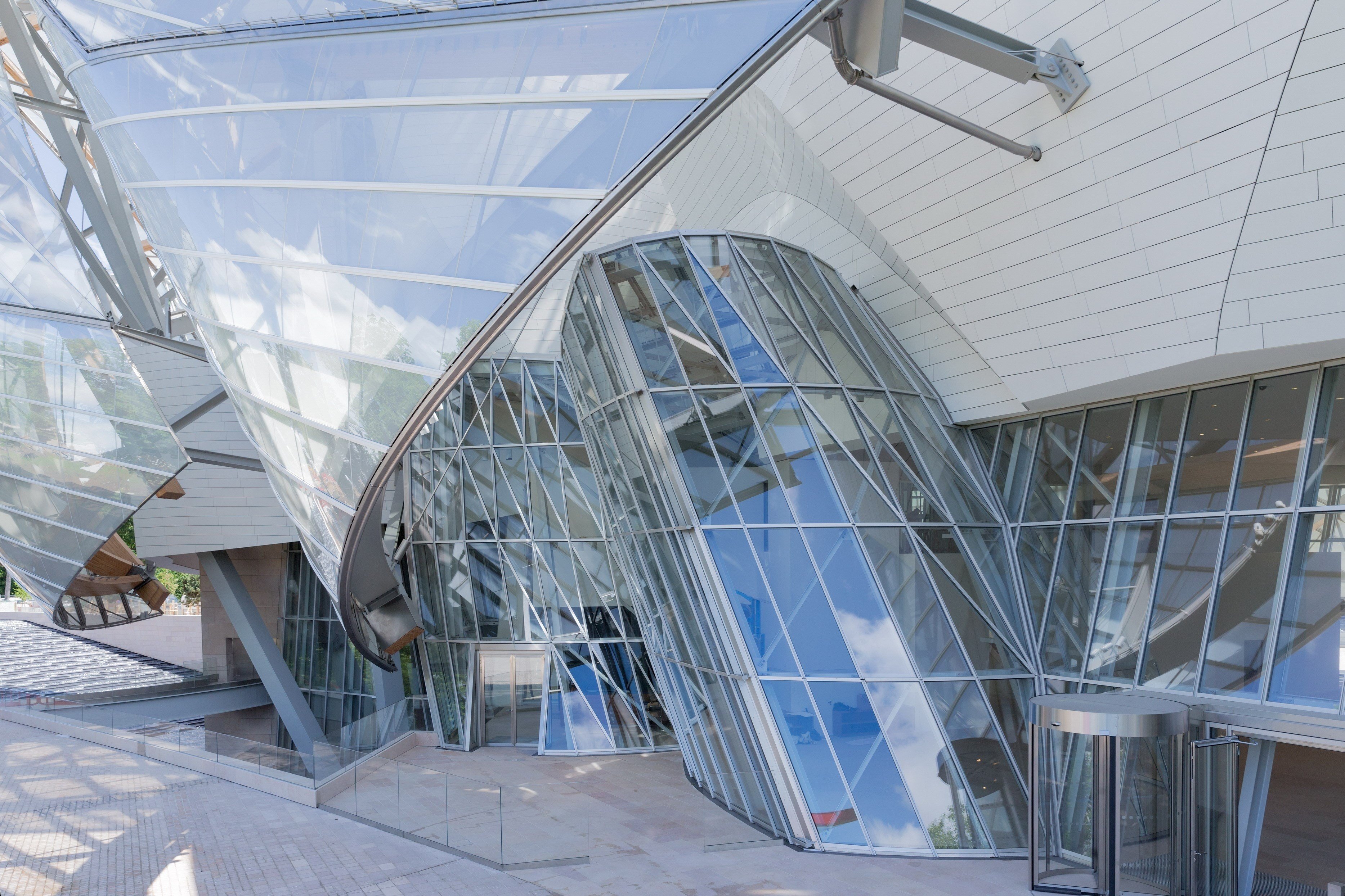 Museo Fundación Louis Vuitton / Gehry Partners