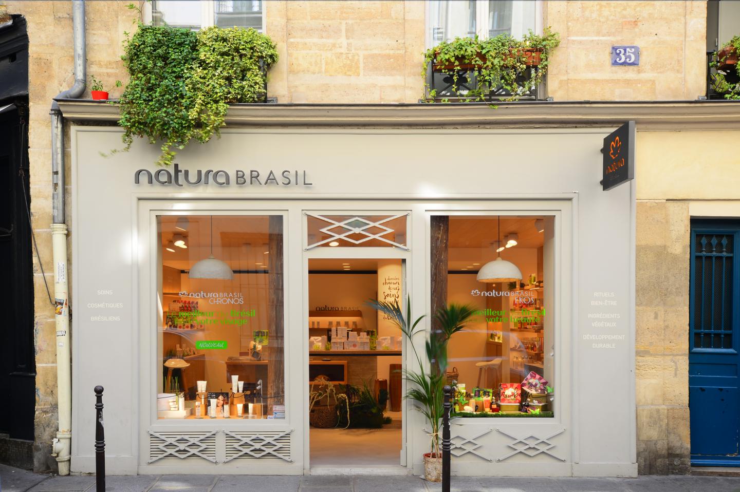 Natura Brasil Flagship Store - Picture gallery 3