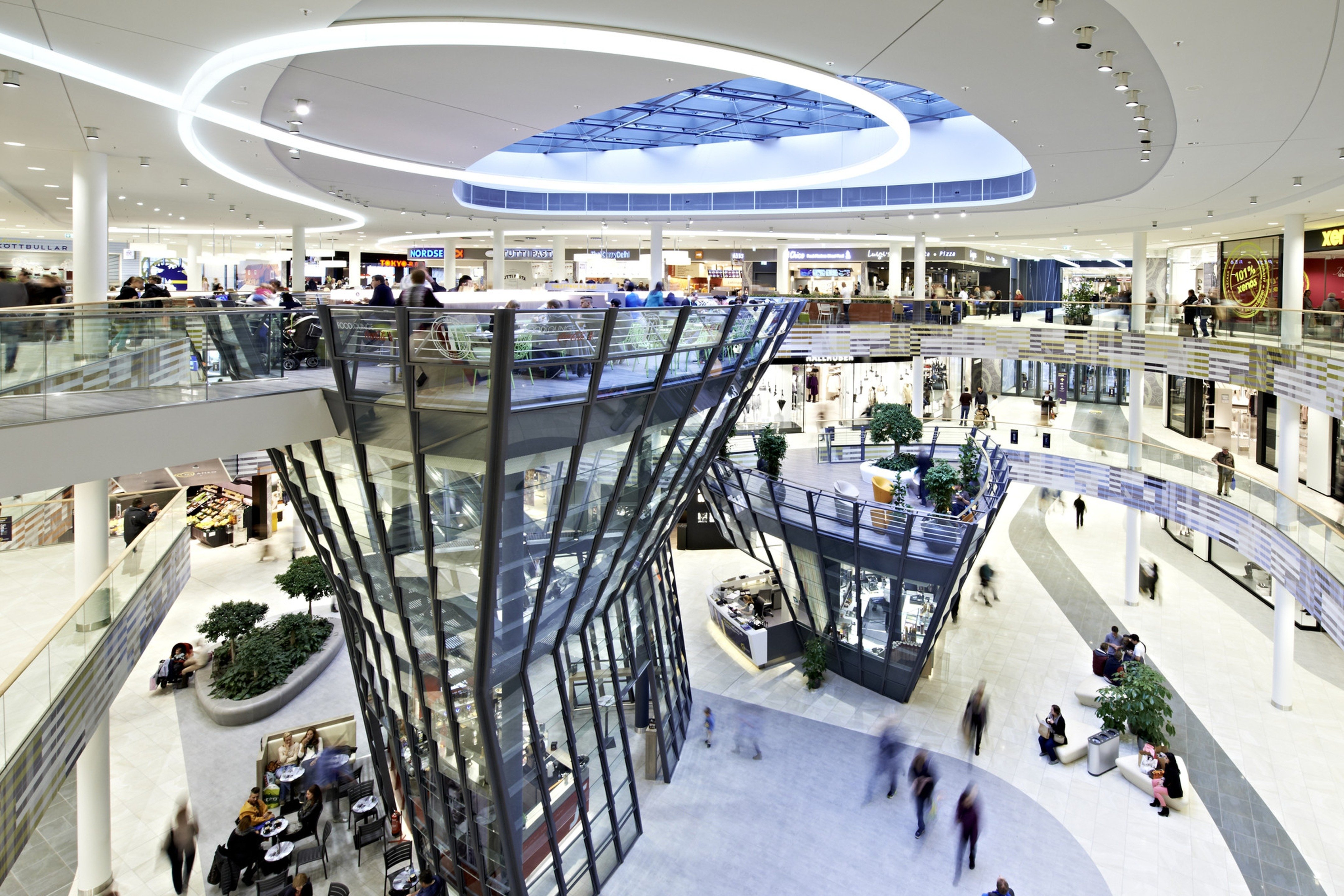 One shopping center. Самый красивый торговый центр в мире. Торговый центр интерьер. Современные торговые центры. Архитектура торговых галерей.