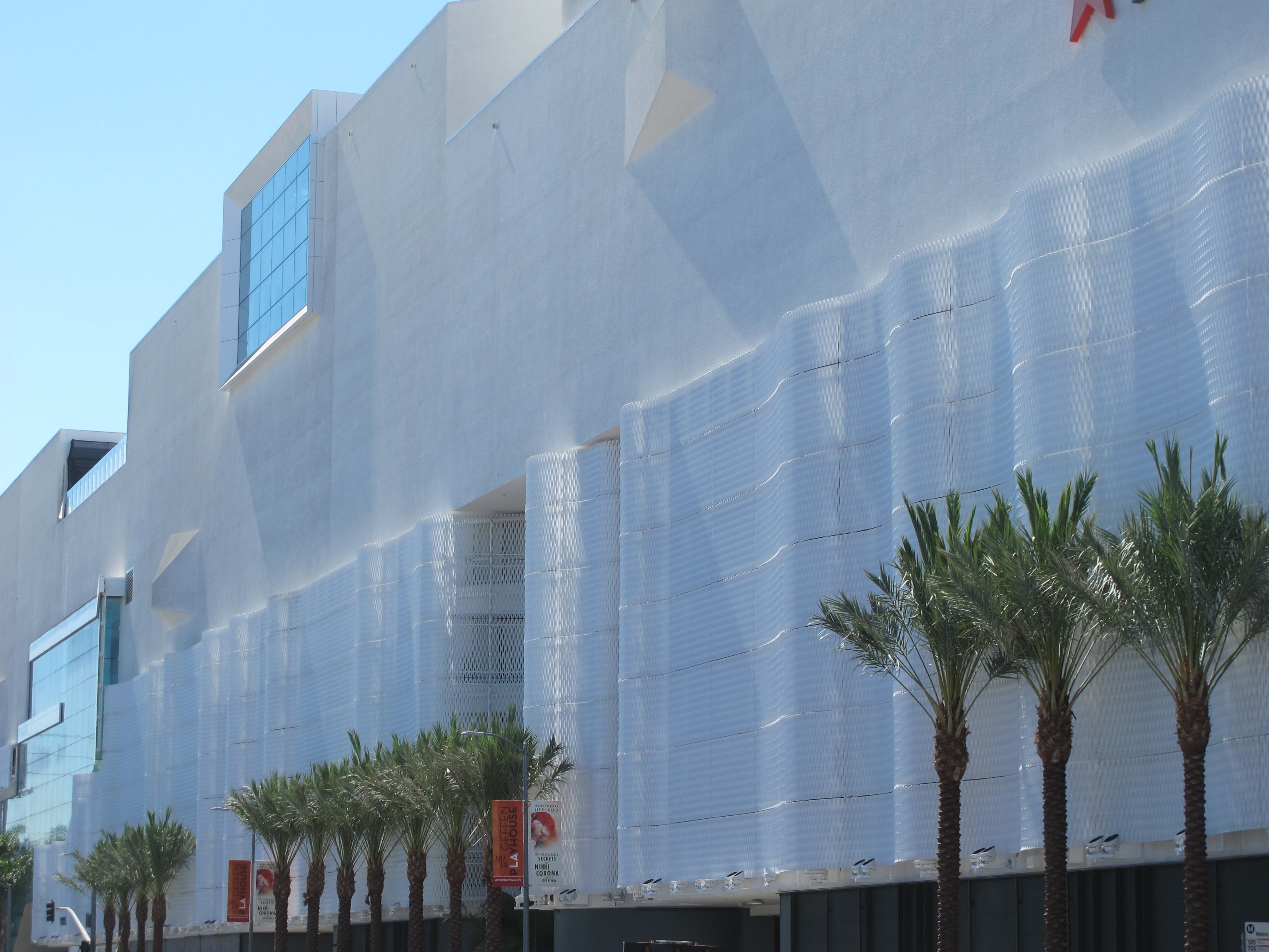 The Beverly Center, renovado – ARQA