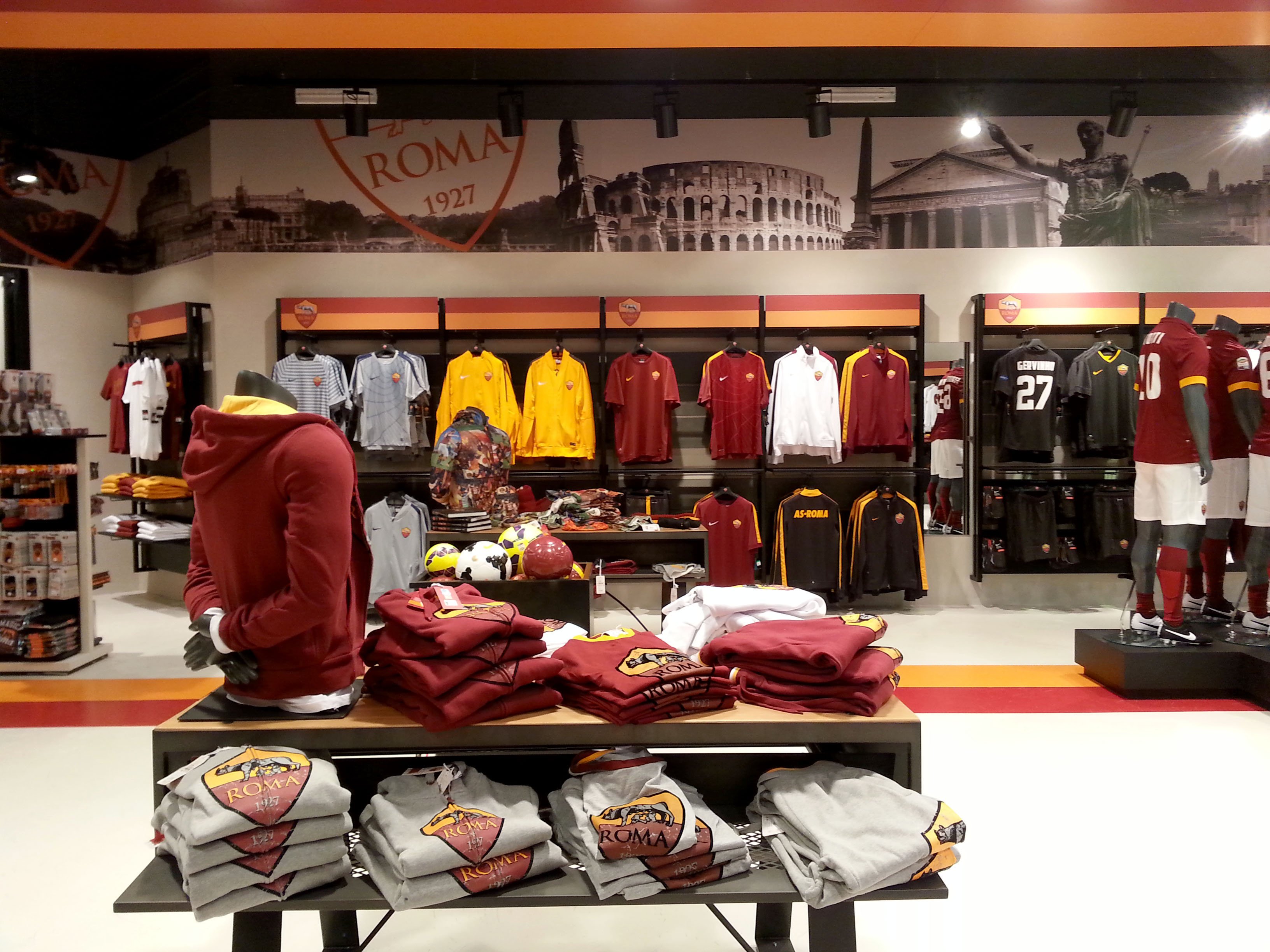 AS Roma Store - Picture gallery 3