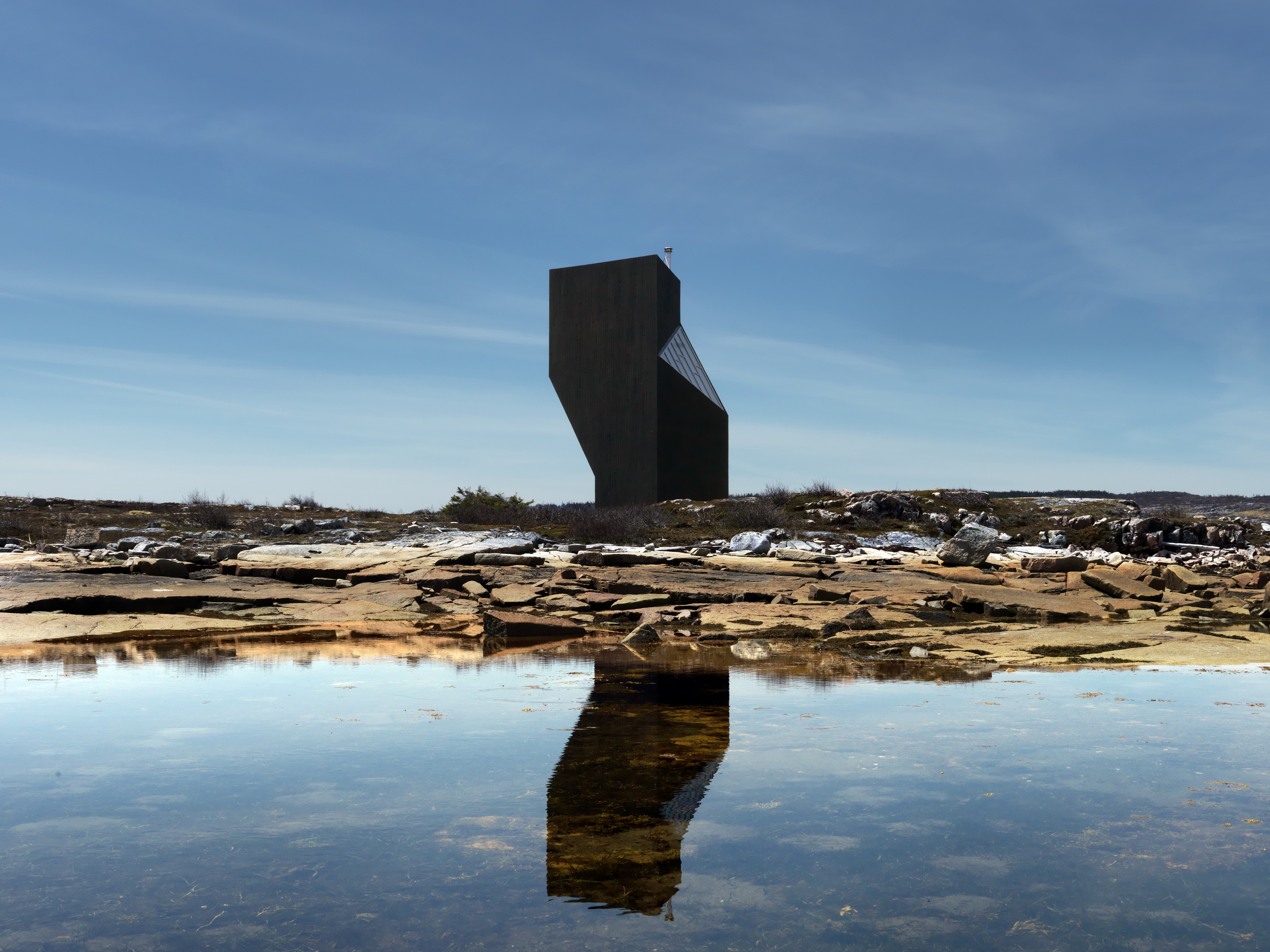 Tower studios. Tower studios. Tower studios. висишьник фого. Saunders architecture.