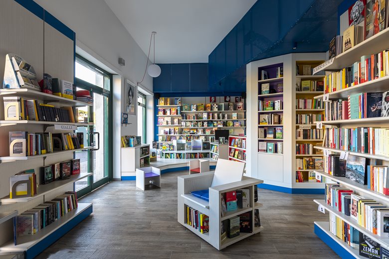 Libreria Argenta: libreria indipendente, spazio sociale, luogo di aggregazione culturale