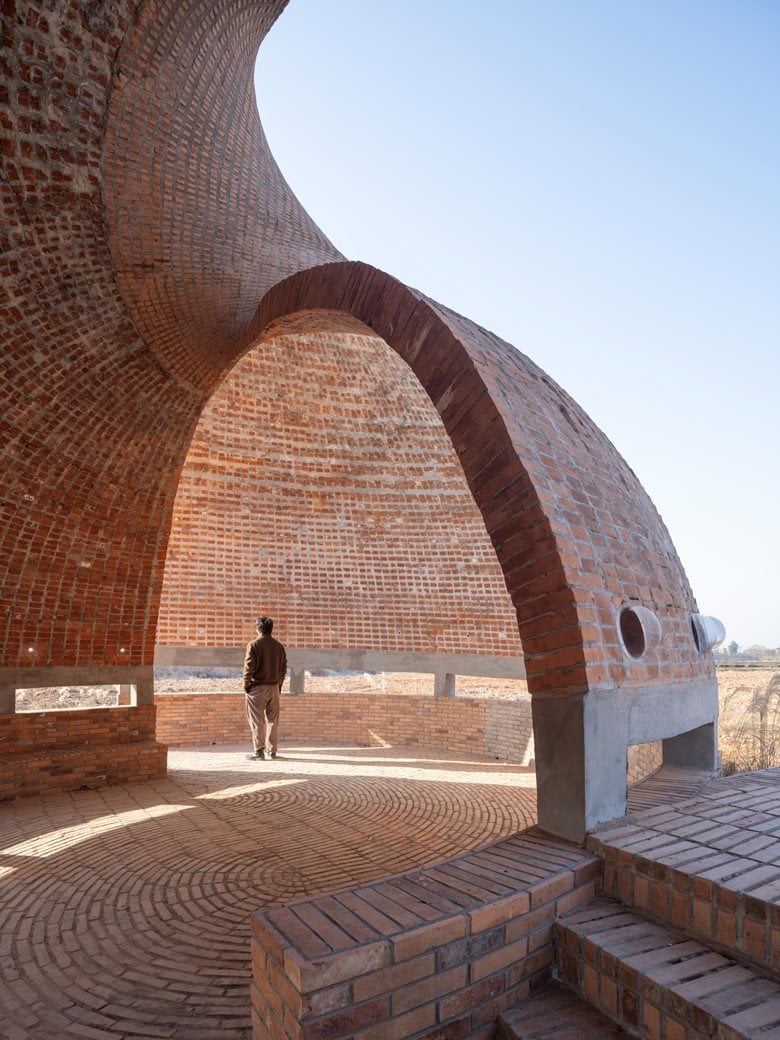 Twisted Brick Shell Concept Library