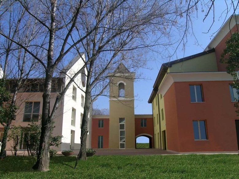 Nuova Chiesa e Centro Sociale a Bologna