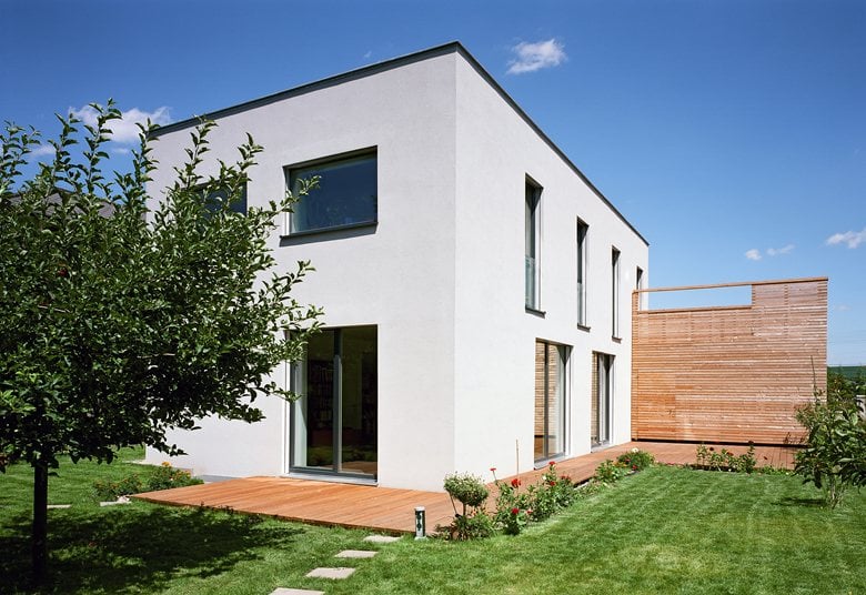 Passive house with sun deck in Gerasdorf
