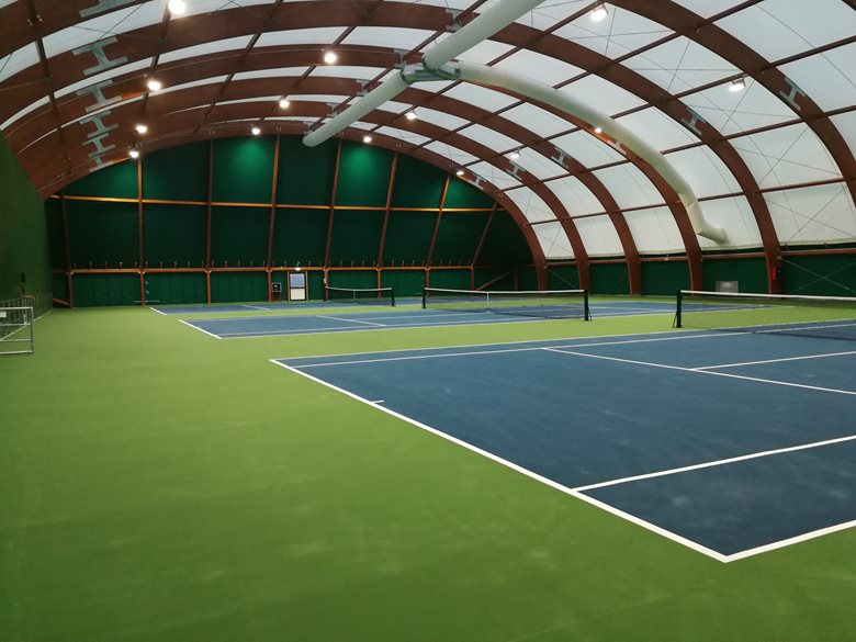 Nuova copertura in legno lamellare presso Circolo Tennis Siena