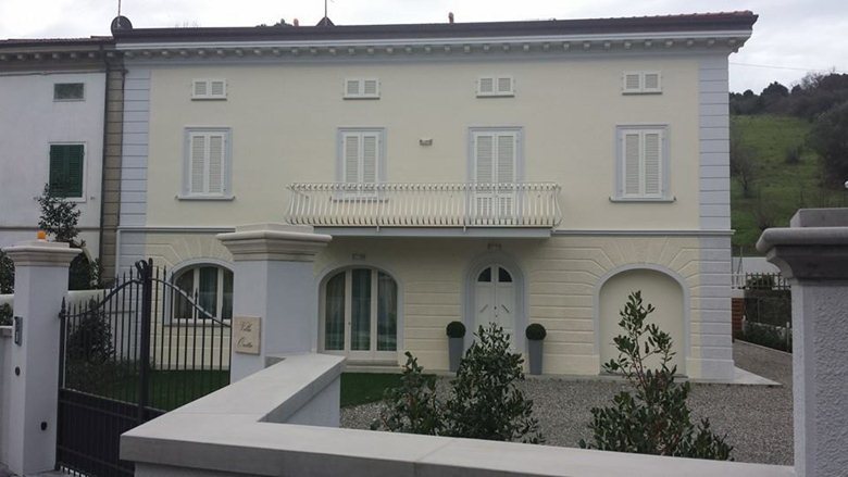 Villa a Castelnuovo Massimo Ferrara