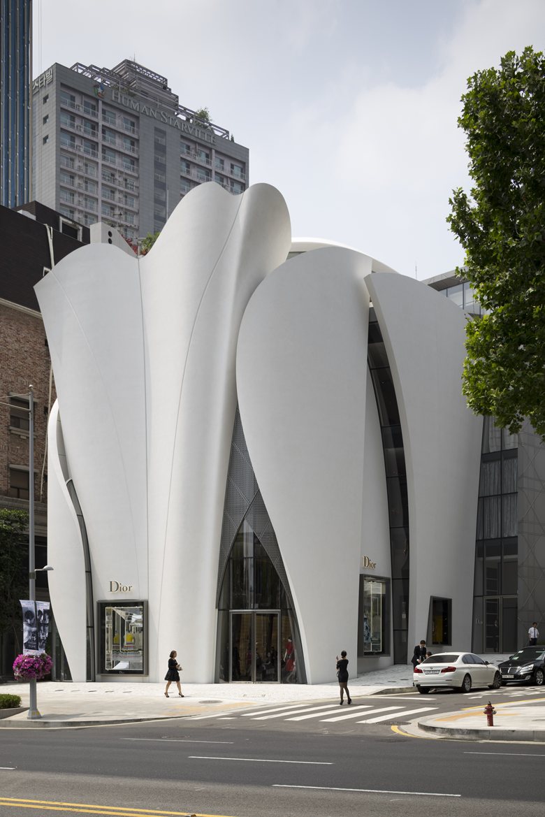 Christian Dior Flagship in Seoul | 2Portzamparc