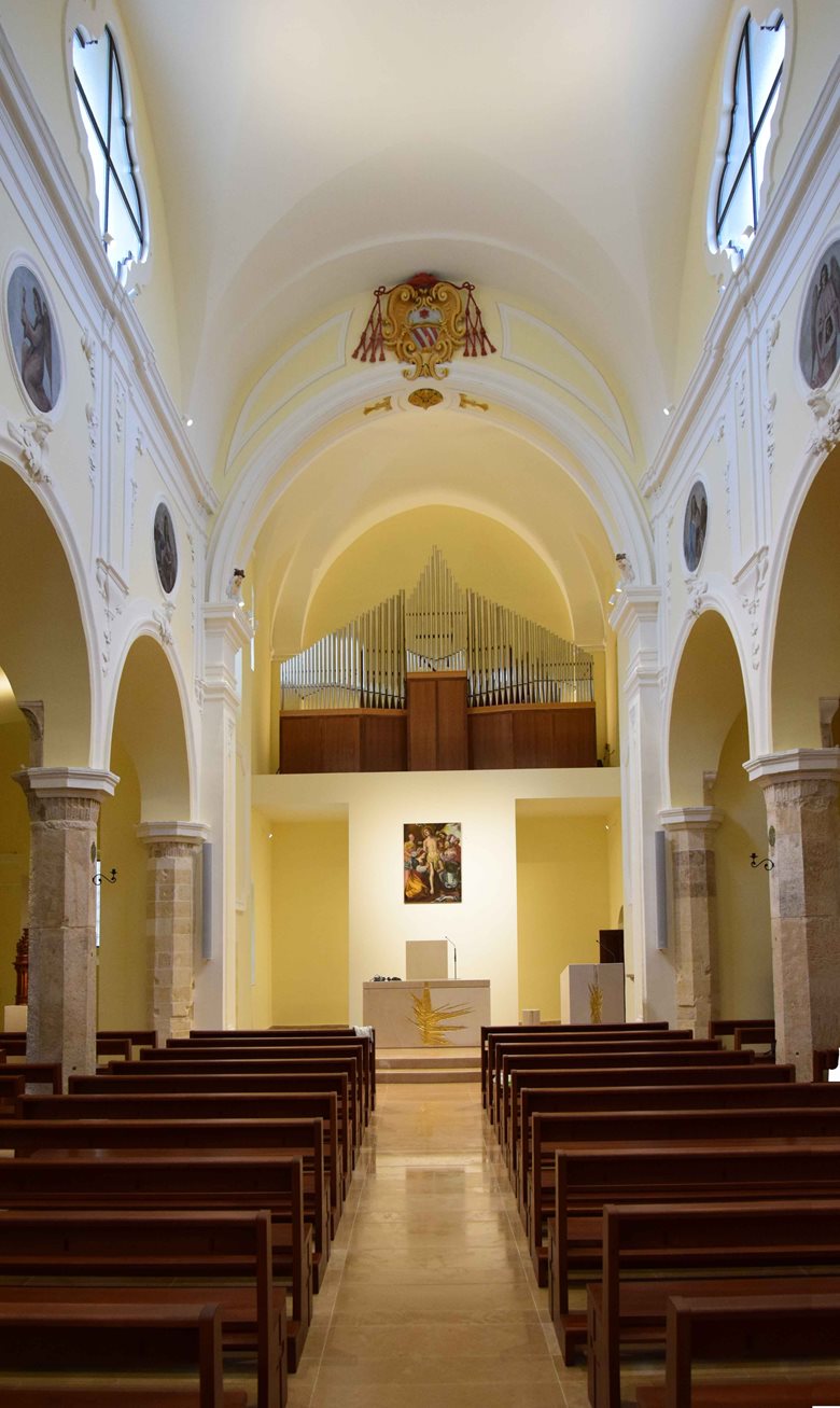 Restauro conservativo e aggiornamento liturgico della chiesa di San Sebastiano, Gravina in P. (BA)