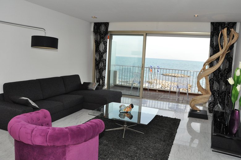 Appartement In Antibes