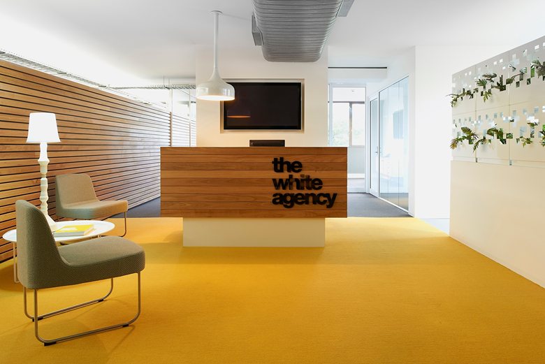 THE WHITE AGENCY Picture gallery