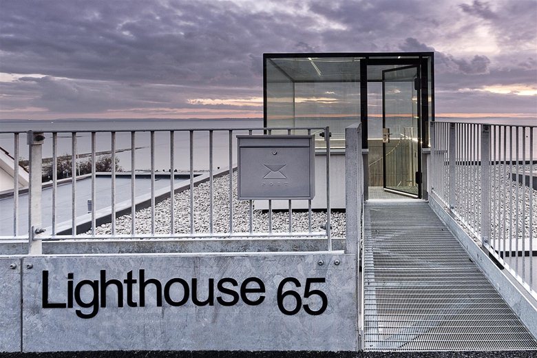 Lighthouse65