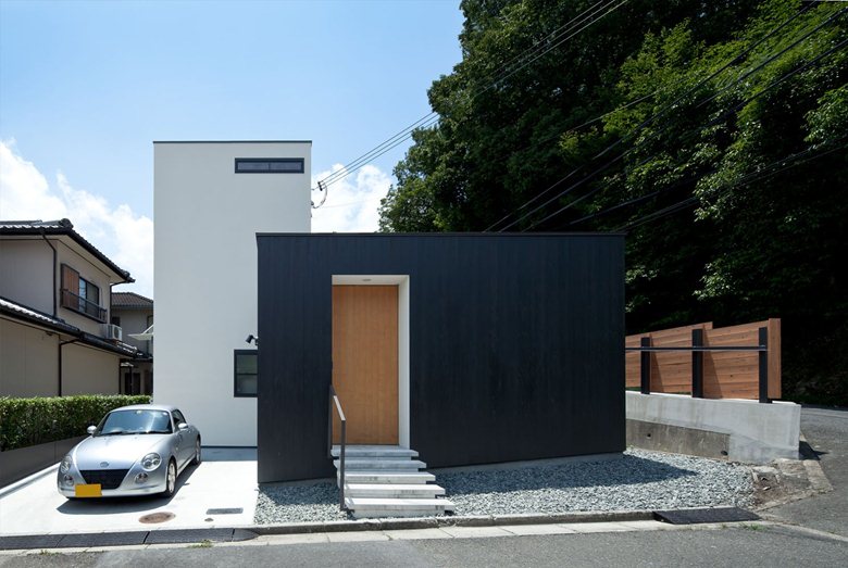 Nakaniwa + Engawa House