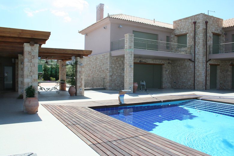 Design  of High Quality Holiday Housing in Evia