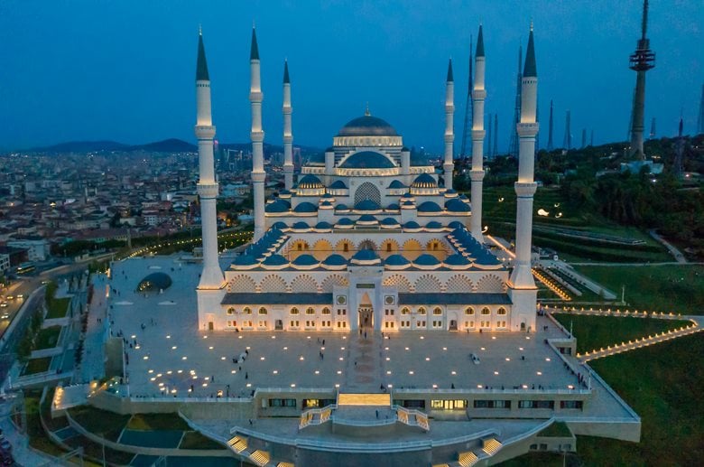 Grand Mosque Camlica