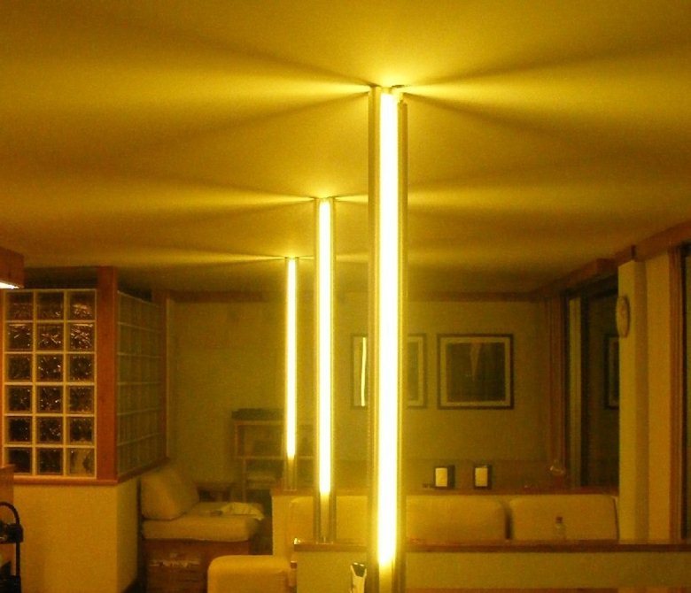 illuminazione verticale a led