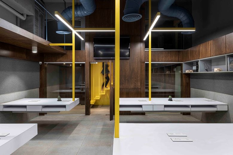 Suspended Office by DIG Architects