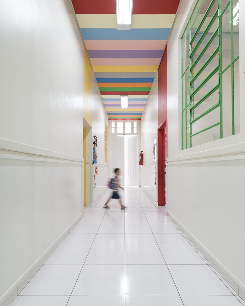 School Architecture and the Pedagogical Value of Colors