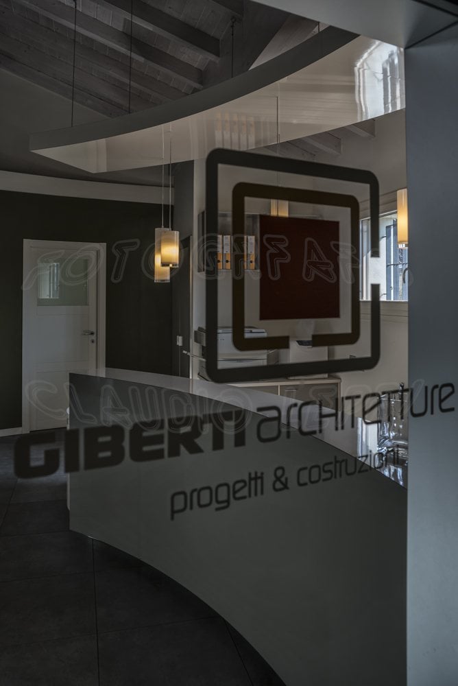 Presentazione fotografica della sede "Giberti Architetture" realizzata dall'architetto Paolo Giberti