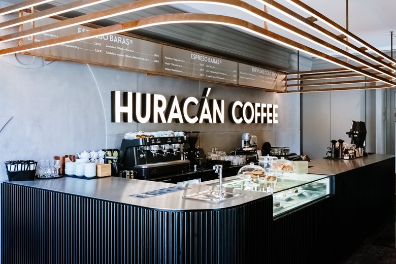 Huracan Coffee interior