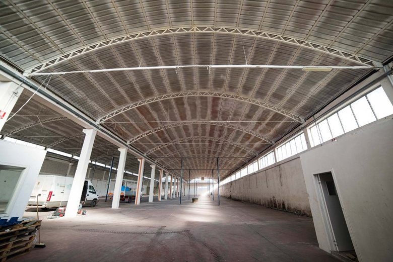 Bonifica amianto su capannone industriale per magazzino - Ugento (Lecce) - Maggio 2016