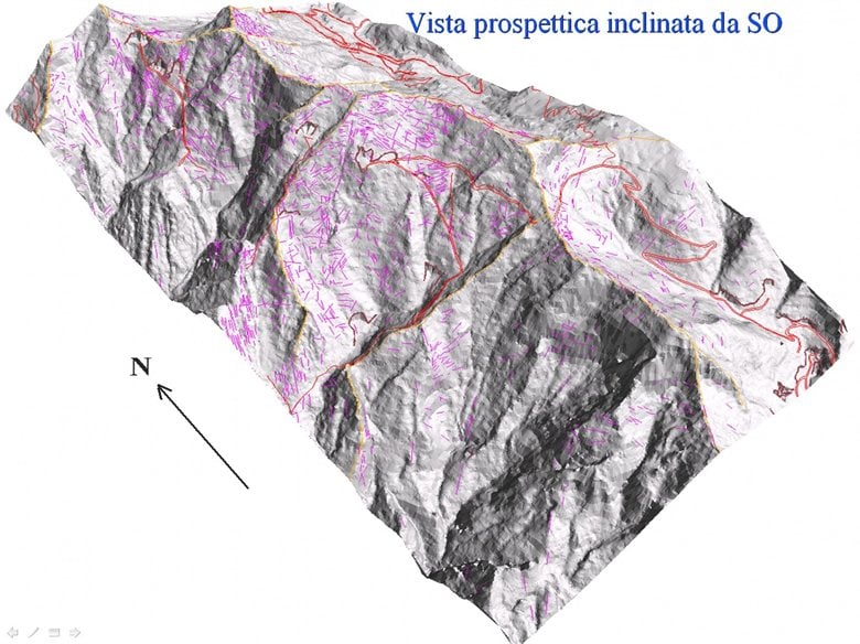 Banca dati e rappresentazione 3D delle fratture di un bacino marmifero: il primo modello tridimensionale nelle Alpi Apuane