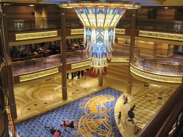 Disney Dream Cruise ship, Atrium floor