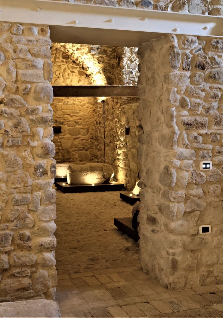 Restauro e allestimento del Lapidario del Castello di Sant'Agata di Puglia