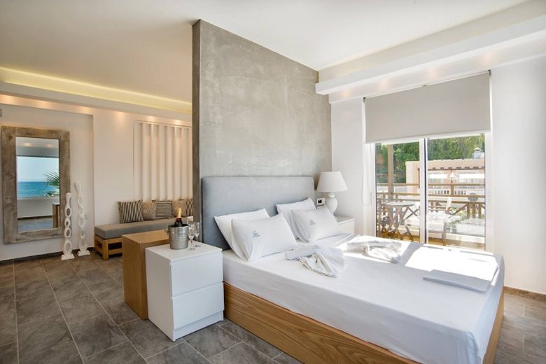 Luxury Suites - Porto Kalamaki Hotel 