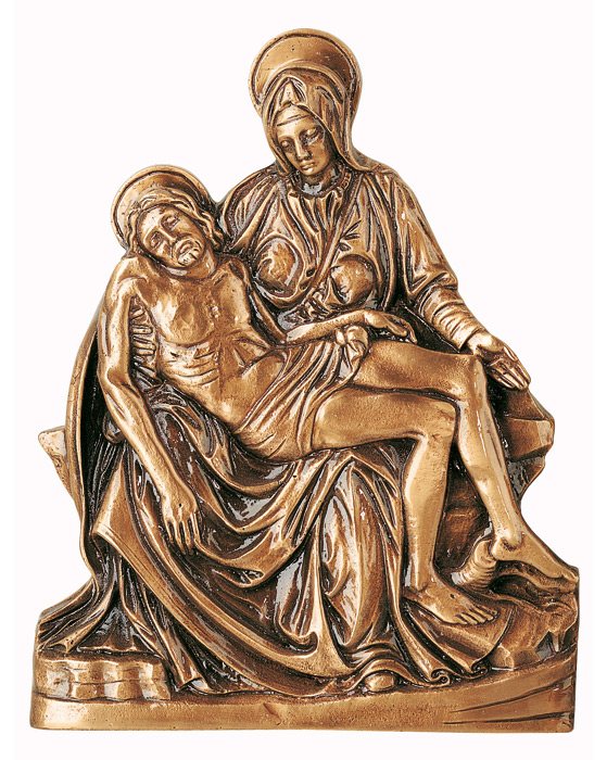 Targa in bronzo rappresentante la Pietà di Michelangelo. 