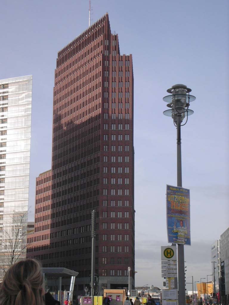 Edificio per uffici e commercio Daimler-Benz