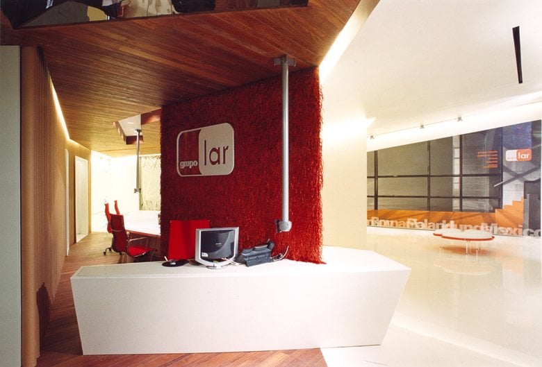 LAR group offices