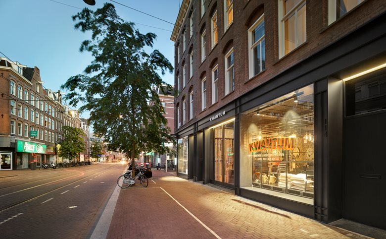 Ferdinand Bolstraat by DAMAST architects