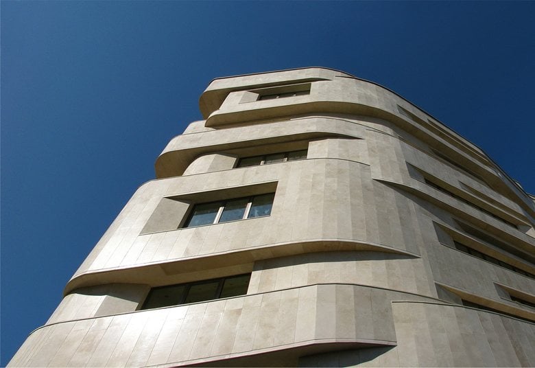 Niayesh Office Building