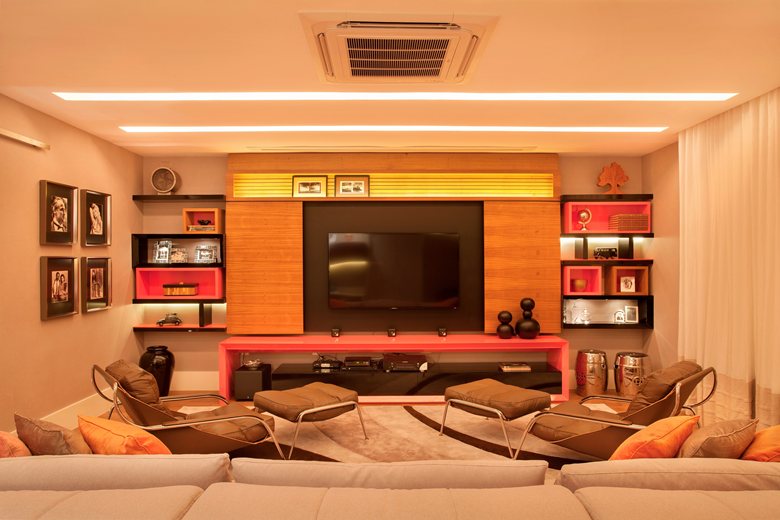 Apartment Home Theater 