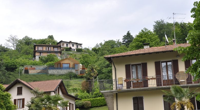 Casa B01 - Casa sul lago di Como / House B01 Lake Como House