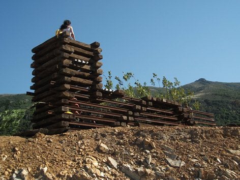 Un'installazione temporanea nelle miniere della Sardegna/A temporary landscape installation in a Sardinia's mine