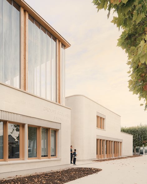 School complexSimone Veil