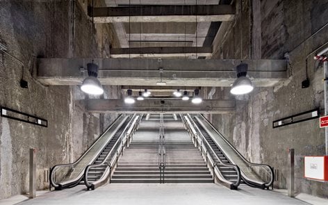 3 Estaciones de Metro L9  Garcés - De Seta - Bonet, Arquitectes