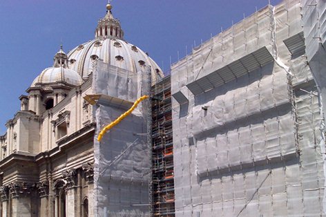 Restauro facciate laterali Basilica di San Pietro