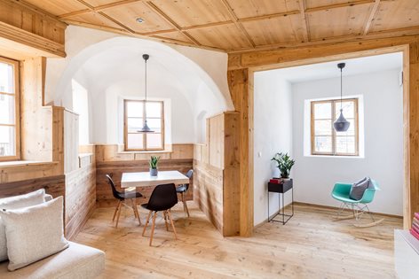 Thunish Design Apartments