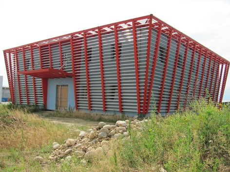 Uffici con struttura portante in legno lamellare