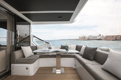 Azimut S6