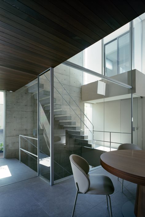 Two-generation House in Tennoji-ku | Fujiwaramuro Architects