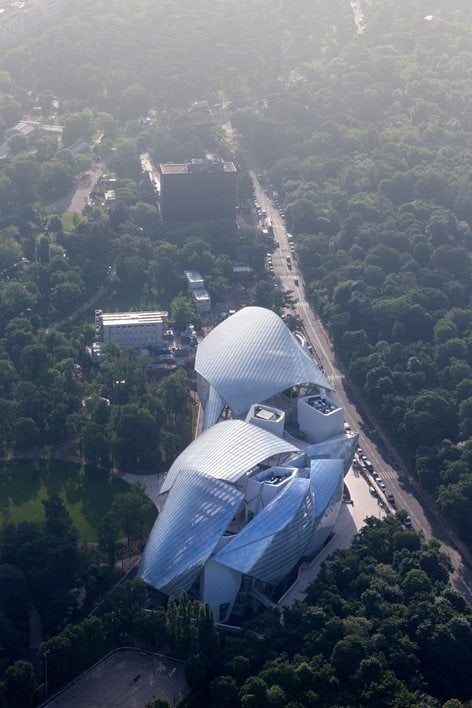Fondation Louis Vuitton design by Gehry Partners