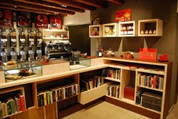 Indimenticabile caffetteria - progettato da: Zamprogno Deny & Massimo Marin