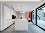 Villa contemporaine avec un design pur et minimaliste