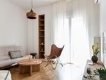 A “scrupulous” renovation of a 1977 apartment in Athens