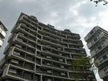 Vertical Courtyard Apartments